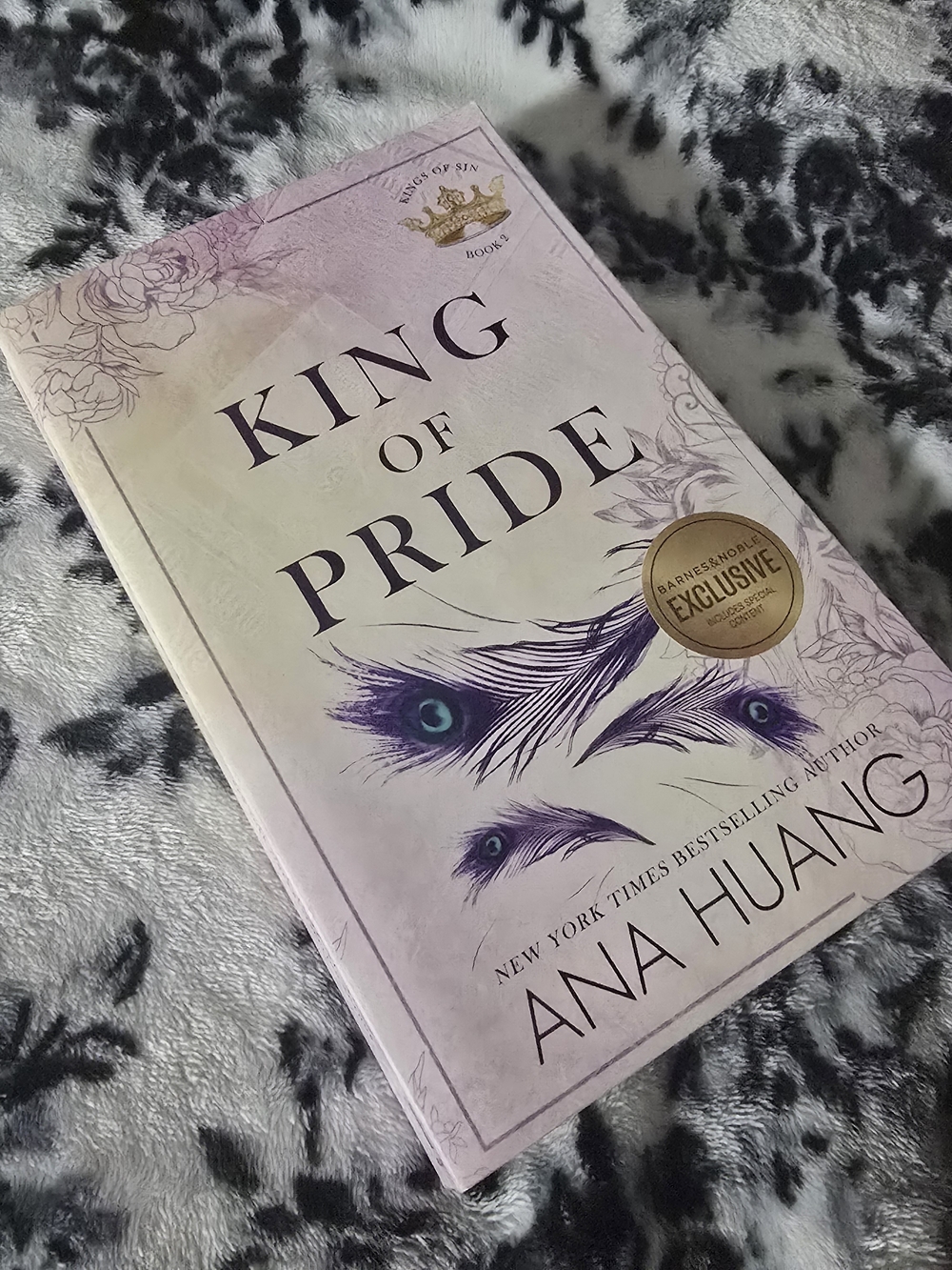 King of Pride by Ana Huang - Barnes & Noble OOP